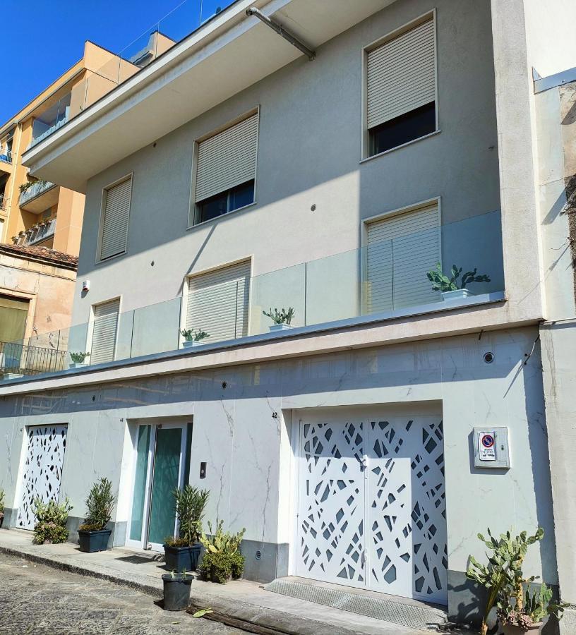 Flavi Home B&B Catania Bagian luar foto