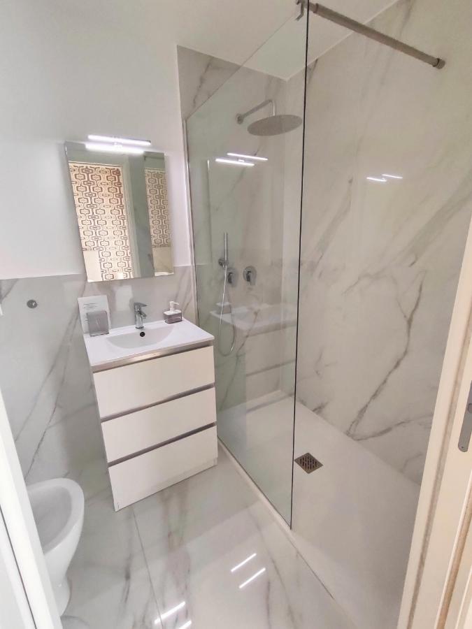 Flavi Home B&B Catania Bagian luar foto